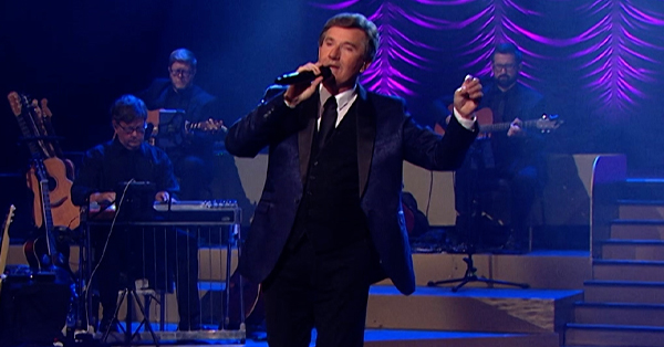 Daniel O'Donnell Performing on stage.